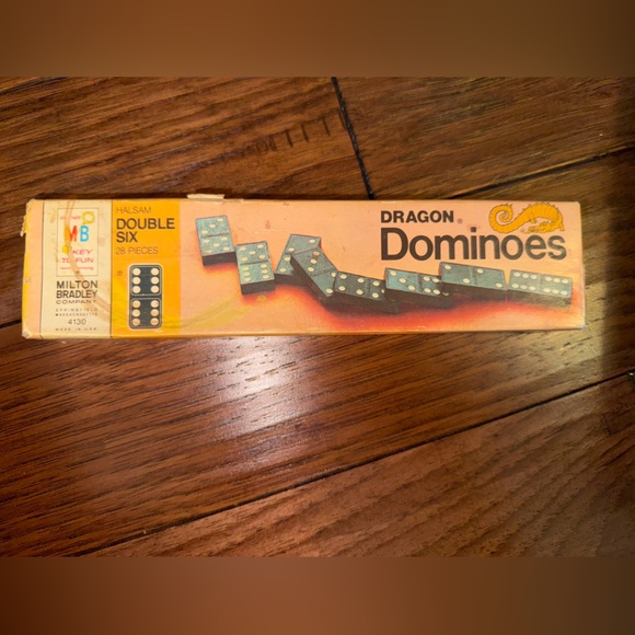 milton bradley Other - VINTAGE 1970‎ Wooden DRAGON Double Six Dominoes Milton Bradley Set Of 27